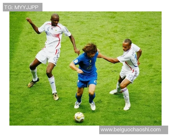 足球明星与字母球队的传奇故事与精彩瞬间回顾 足球明星与字母球队的传奇故事与精彩瞬间回顾