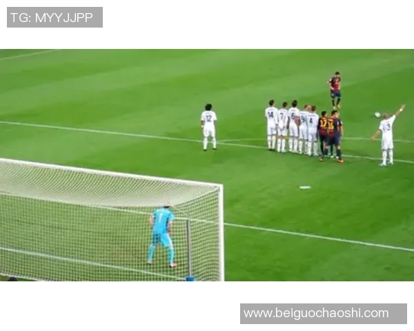 足球明星私人看台独特瞬间揭秘球场背后的奢华生活与激情时刻 足球明星私人看台独特瞬间揭秘球场背后的奢华生活与激情时刻